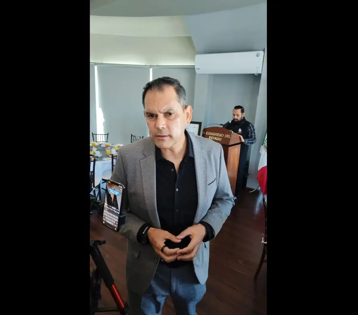 Usuarios del transporte en Ciudad Juárez plantean inquietudes sobre unidades públicas y concesionarios.