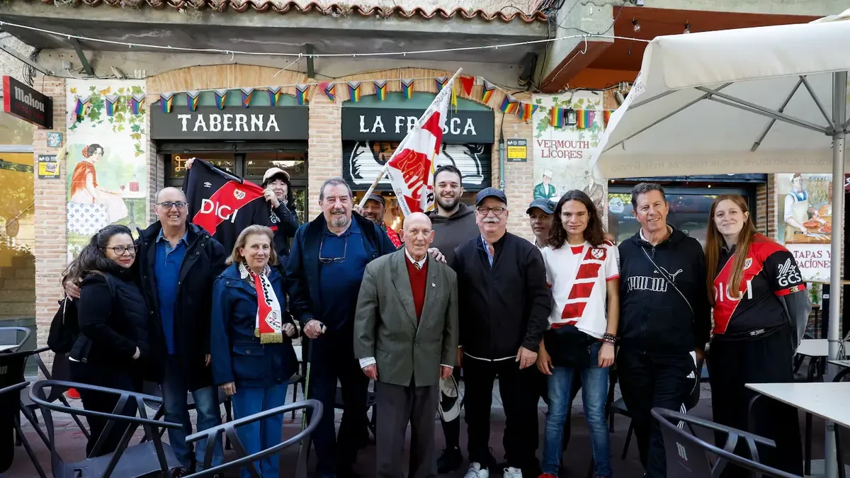 La histórica llegada del Rayo a la final de la Conference despierta un fervor único en el barrio.