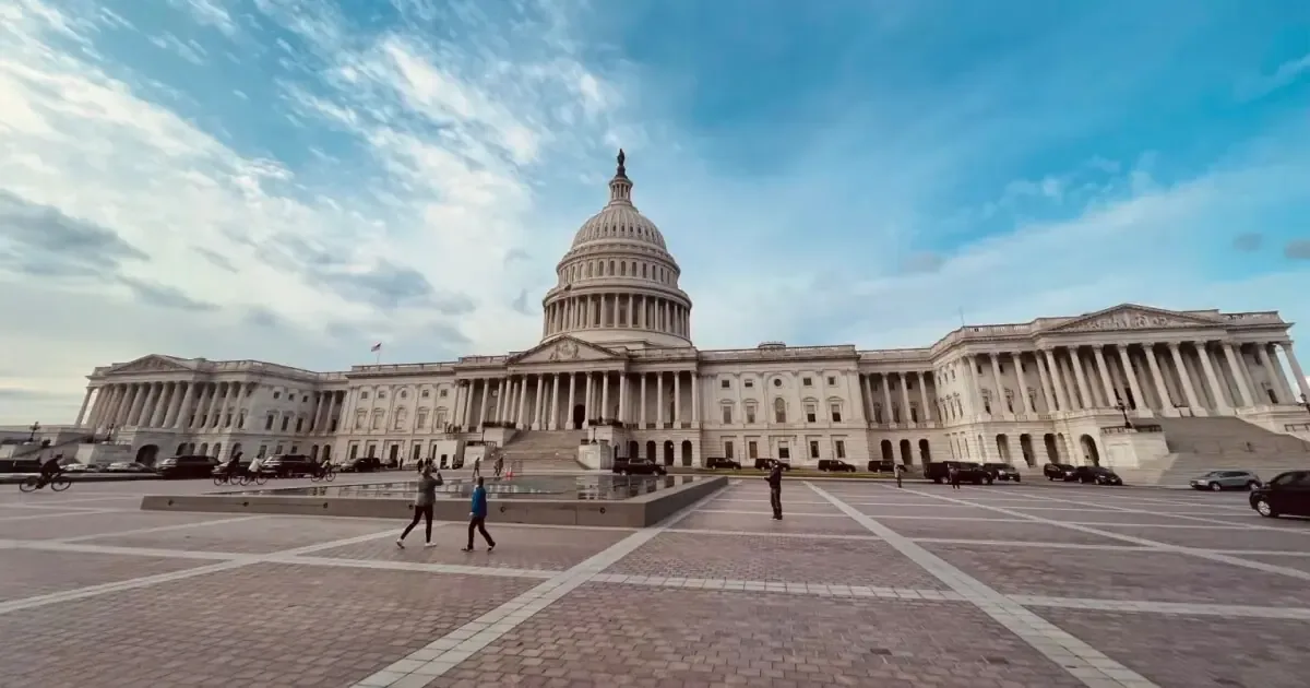 Varios miembros del Congreso de Connecticut asistirán a un rally en vez de al discurso de Trump.