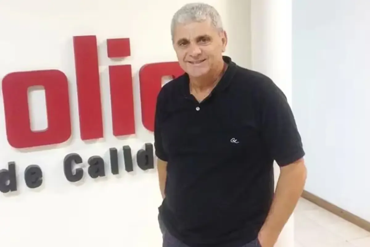 El empresario redefine el marketing con su enfoque antiescuela y expansión constante.
