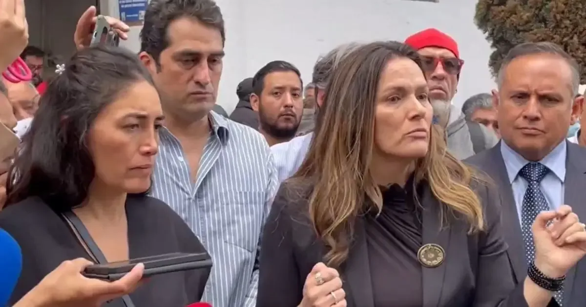 Habitantes de la colonia Del Valle piden reformas legales para combatir el despojo de propiedades.