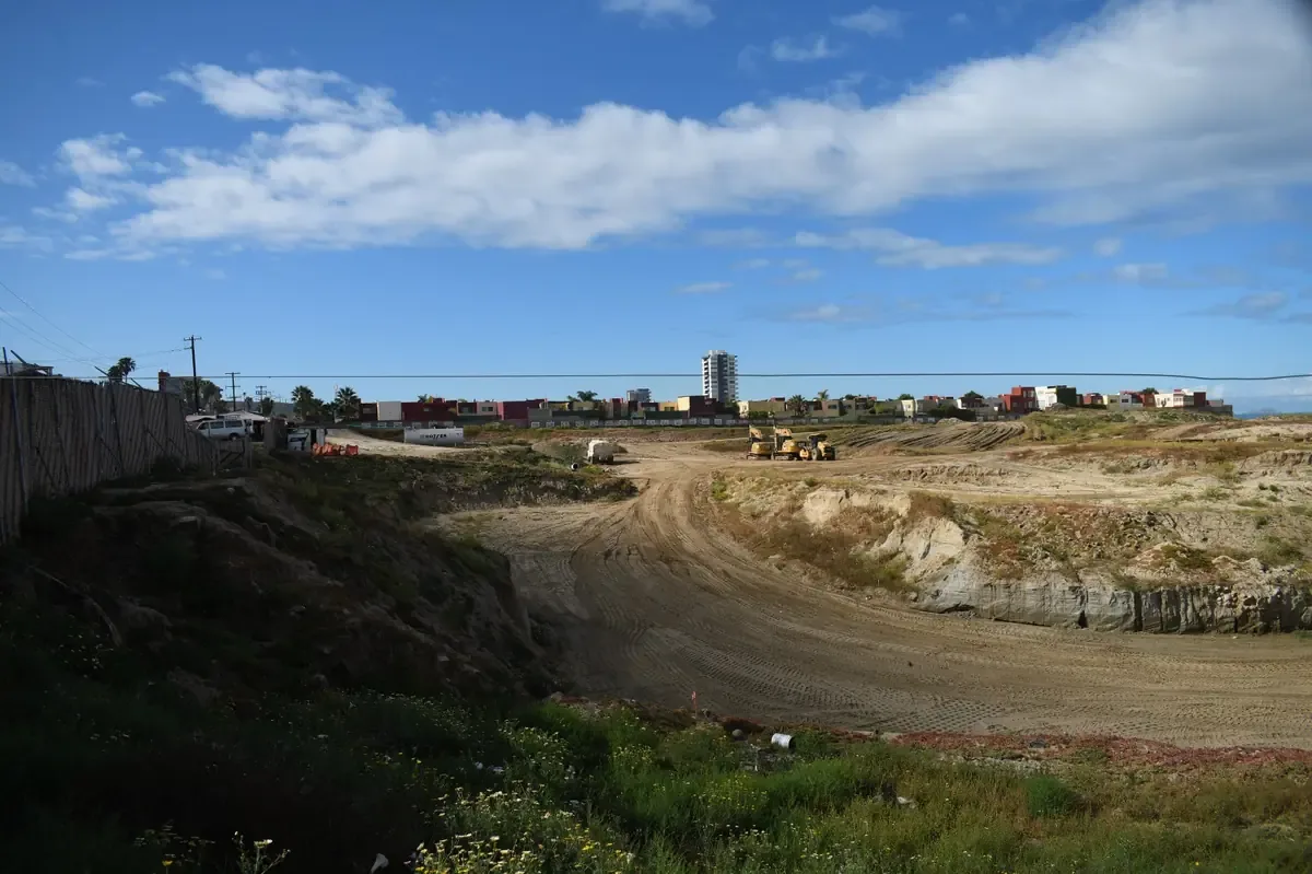 La falta de atención del alcalde ante el proyecto genera inquietud entre los residentes de Playas.