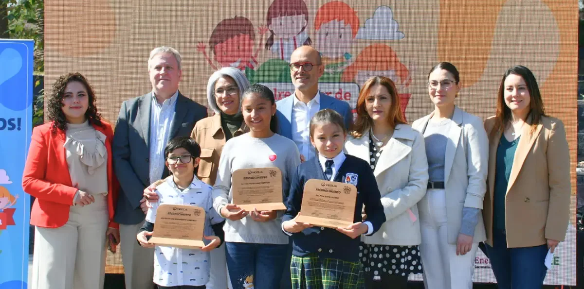 Programa educativo busca concientizar a estudiantes sobre la conservación del agua en México.