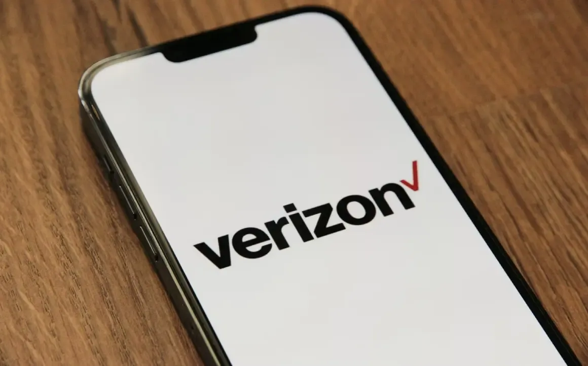 "Verizon ofrece crédito de $20 a usuarios tras problemas de conectividad en EE. UU."