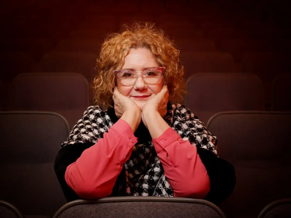 Verónica Llinás comparte su experiencia tras recibir el Premio Pinti y reflexiona sobre su vida personal y profesional.
