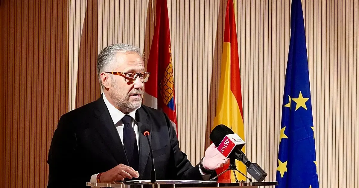 Los vicepresidentes de Castilla y León, Aragón y Extremadura se oponen a la distribución de menores no acompañados impuesta por el Gobierno.