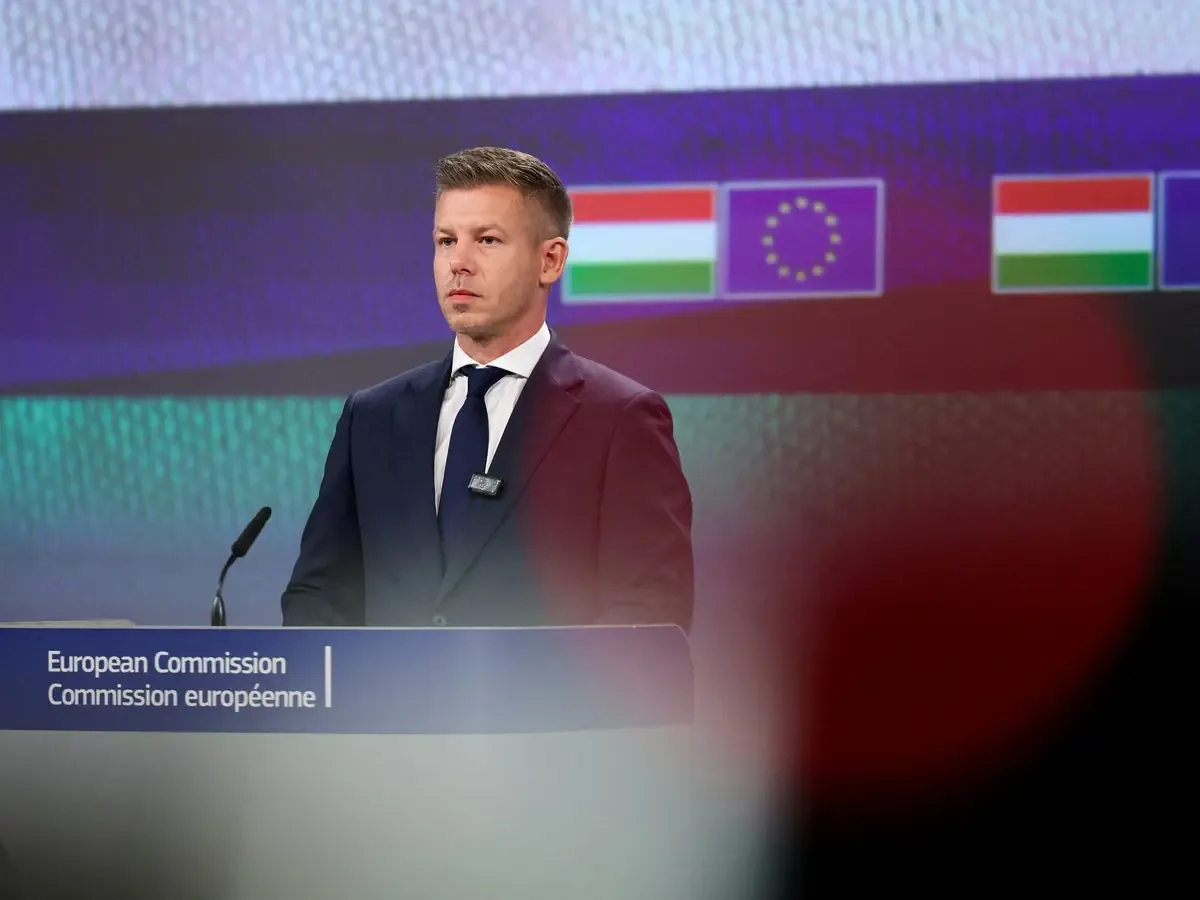 La elección de Magyar como primer ministro marca un giro significativo en la política húngara tras años de autoritarismo.