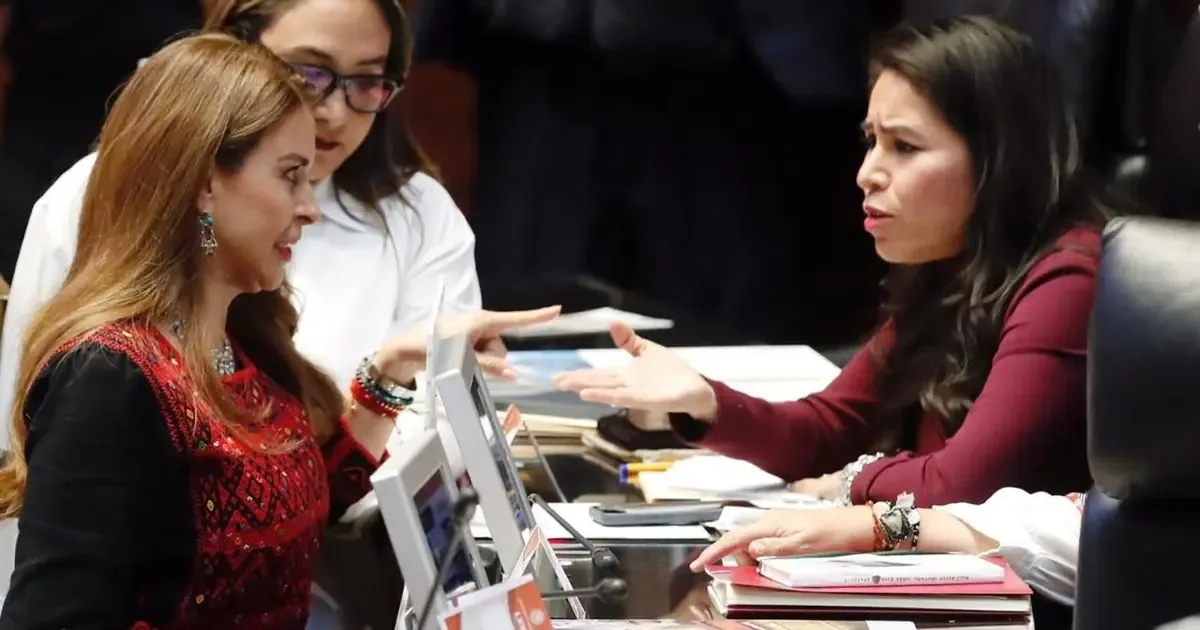 La senadora Carolina Viggiano critica al gobierno por la falta de acción ante el huachicol fiscal.