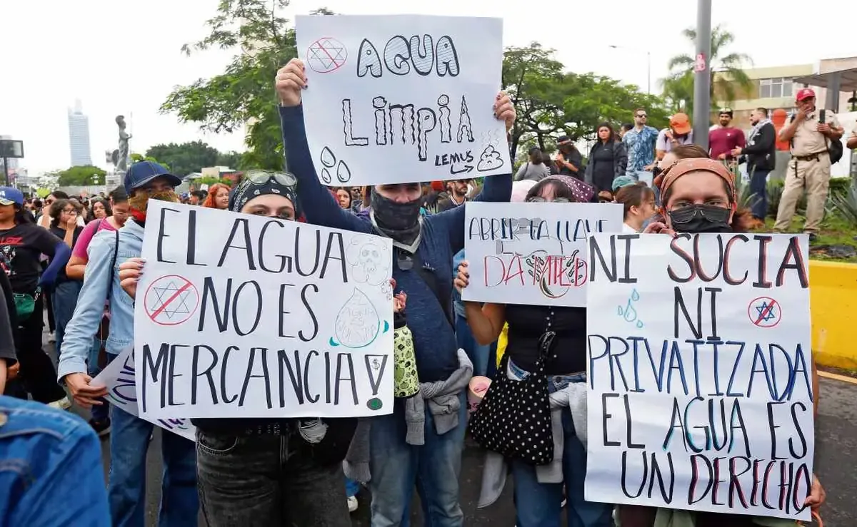 Los detenidos protestaban por el acceso a agua limpia en la ciudad.
