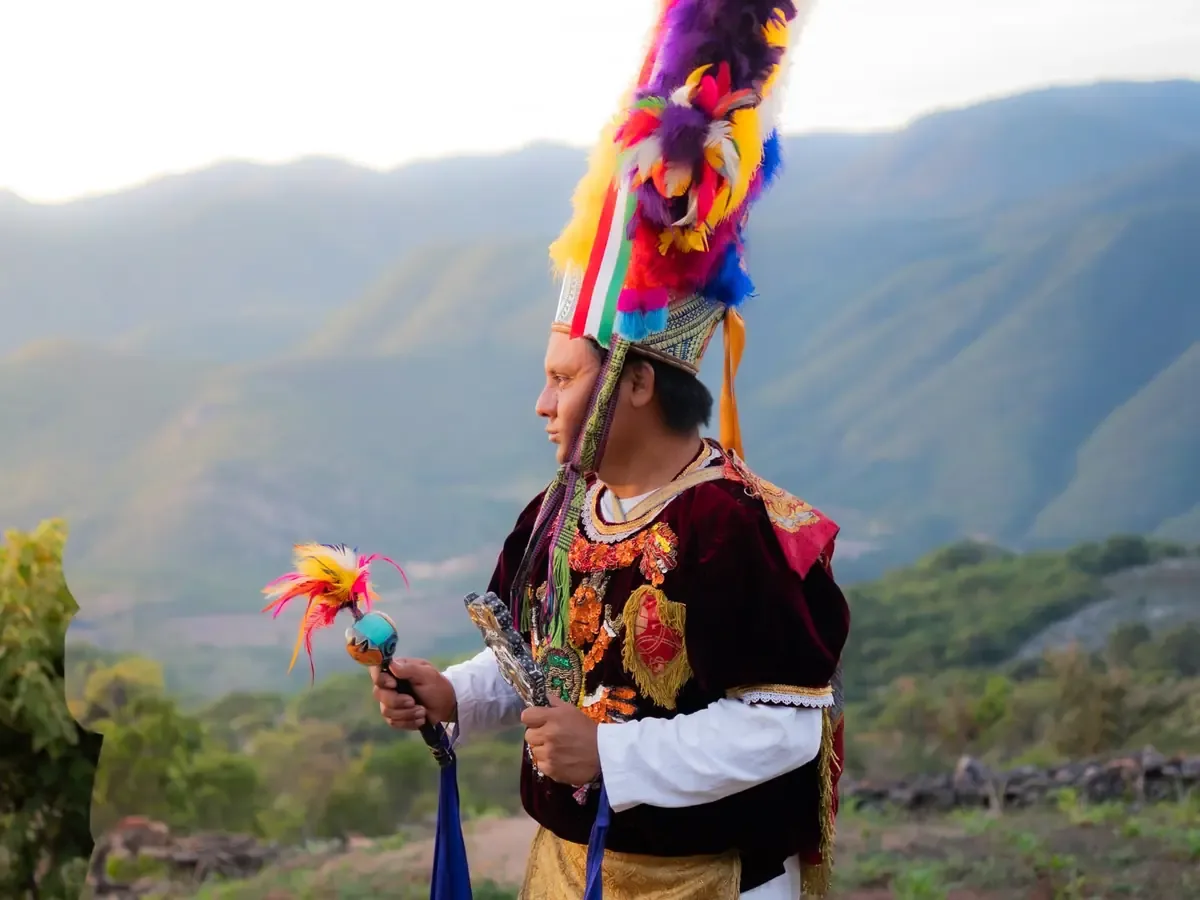 La Fiscalía General del Estado de Michoacán obtuvo vinculación a proceso de Manuel Alejandro "N" y tres colaboradores por diversos delitos.