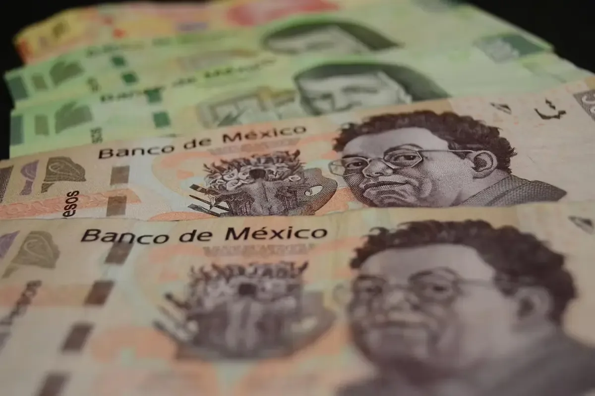 La Fiscalía General de la República presenta pruebas sobre la detención de Héctor “N” en la autopista.