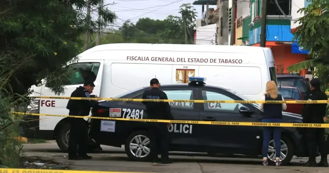 Se registran tres homicidios en Tabasco, incluyendo mensajes de amenaza junto a las víctimas.