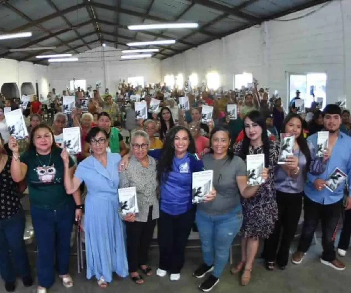 La Senadora Olga Sosa destaca el papel de las mujeres en la transformación del país.
