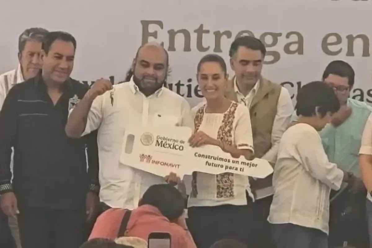 La presidenta resalta el impacto económico del programa Vivienda para el Bienestar en la entrega de hogares en Chiapas.