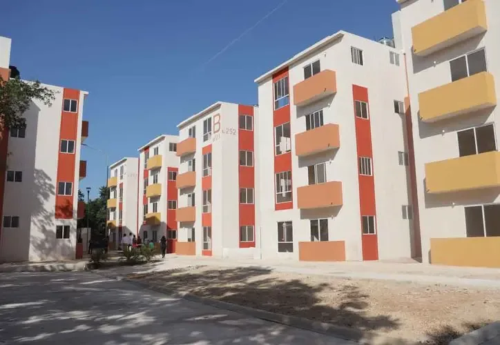 Viviendas en construcción en Quintana Roo como parte del programa federal de bienestar.