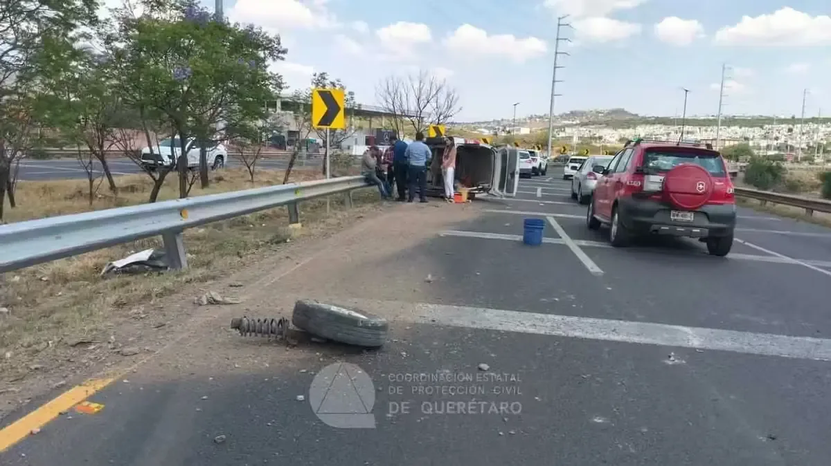 El incidente causó afectaciones en la circulación en Querétaro.