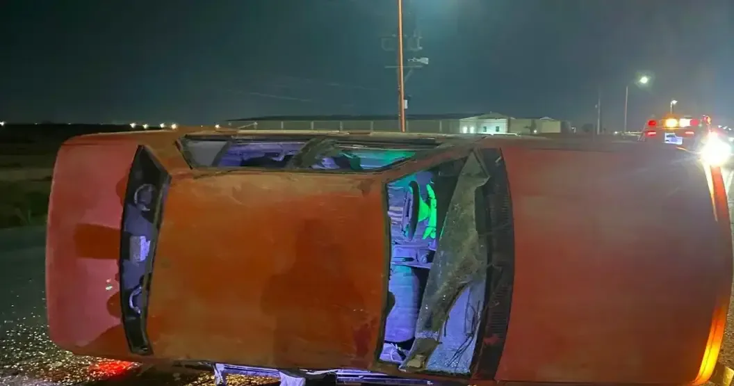 Un hombre fue detenido tras causar un accidente y rechazar atención médica.