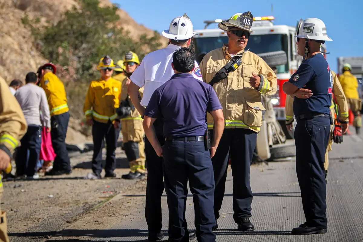 El accidente se registró en el bulevar 2000, donde la camioneta quedó volcada.