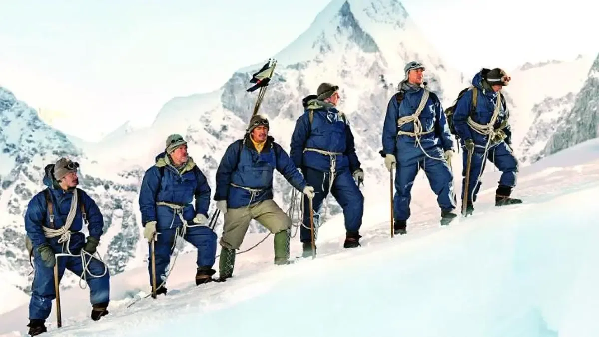 'Tenzing', una película biográfica sobre el sherpa que alcanzó el Everest, reta a Dafoe físicamente.