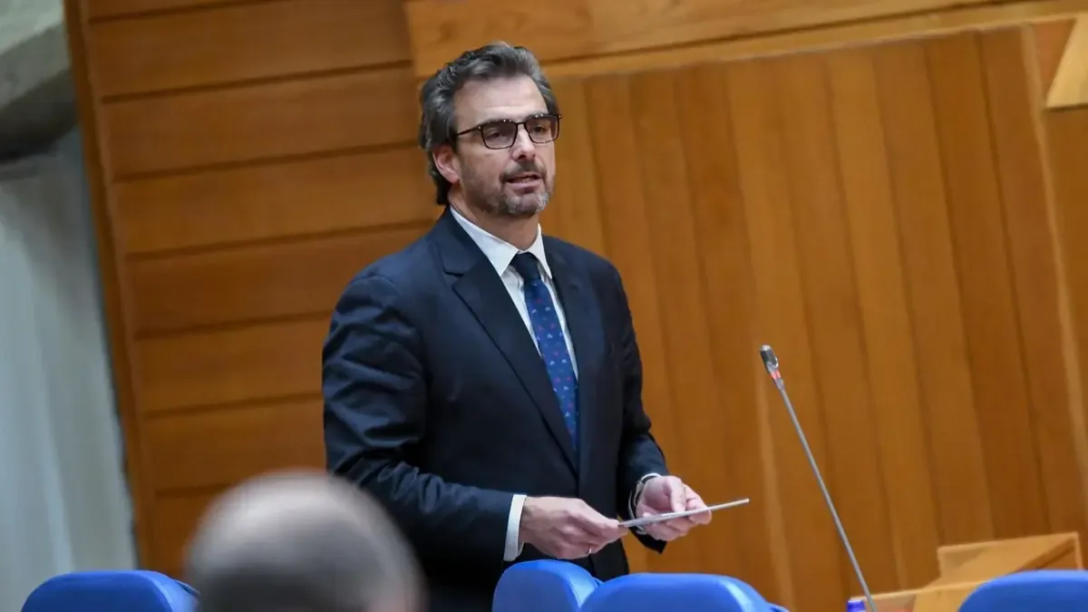 La Xunta de Galicia exige detalles sobre la suspensión de alta velocidad que afectó a los viajeros entre Galicia y Madrid.