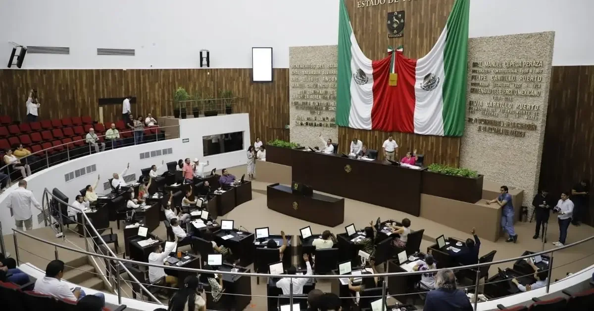 El Congreso modifica la Constitución estatal bajo presión judicial para garantizar derechos reproductivos.