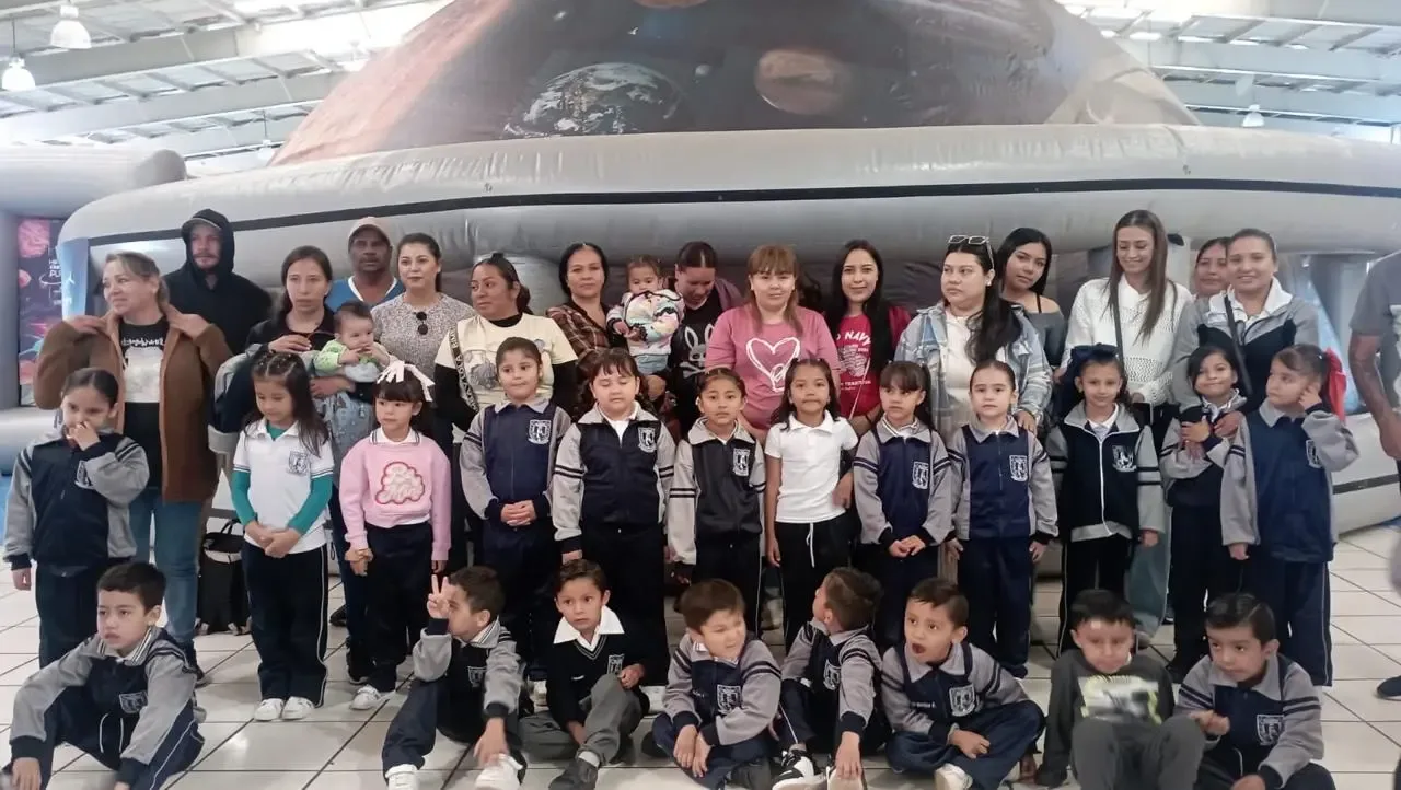 "Zacatecanos participan en innovador programa de realidad virtual para niños y adultos."
