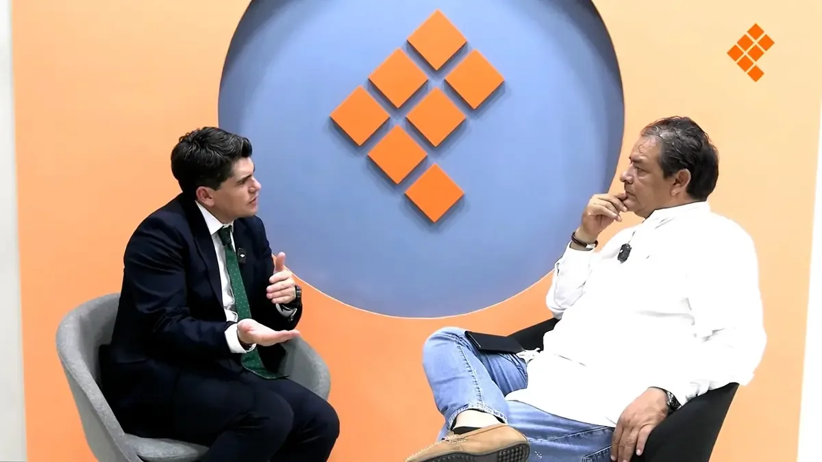 El alcalde Toño Ixtláhuac destaca el progreso en el saneamiento económico del municipio.