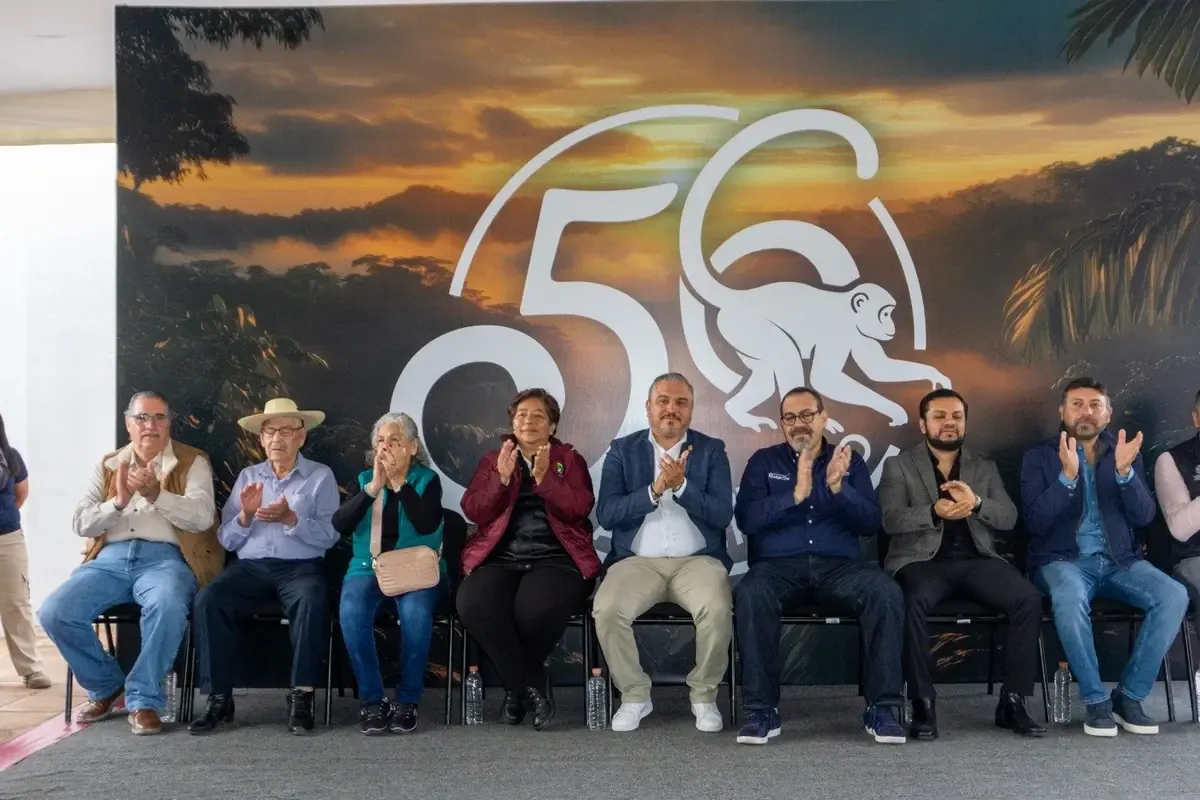 La ceremonia destaca la trayectoria de antiguas y antiguos empleados en el crecimiento del zoológico.