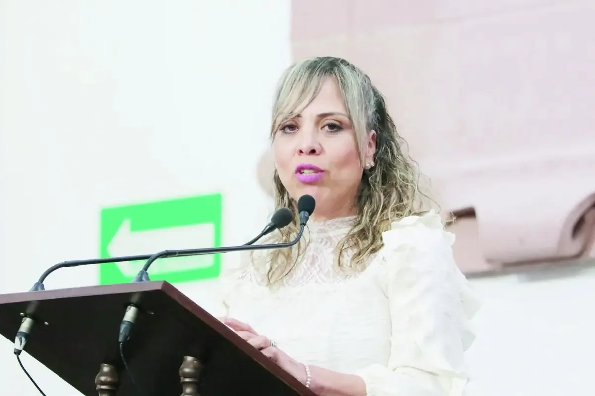 La diputada busca mejorar la infraestructura educativa antes del inicio del ciclo escolar para garantizar un ambiente seguro.